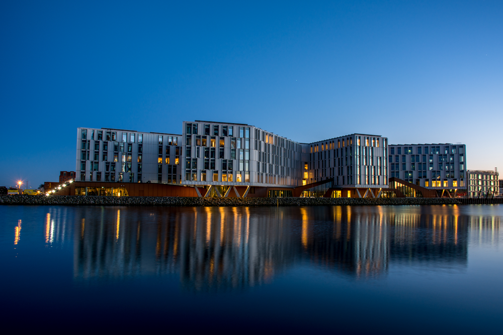 UN City aamunkoitteessa